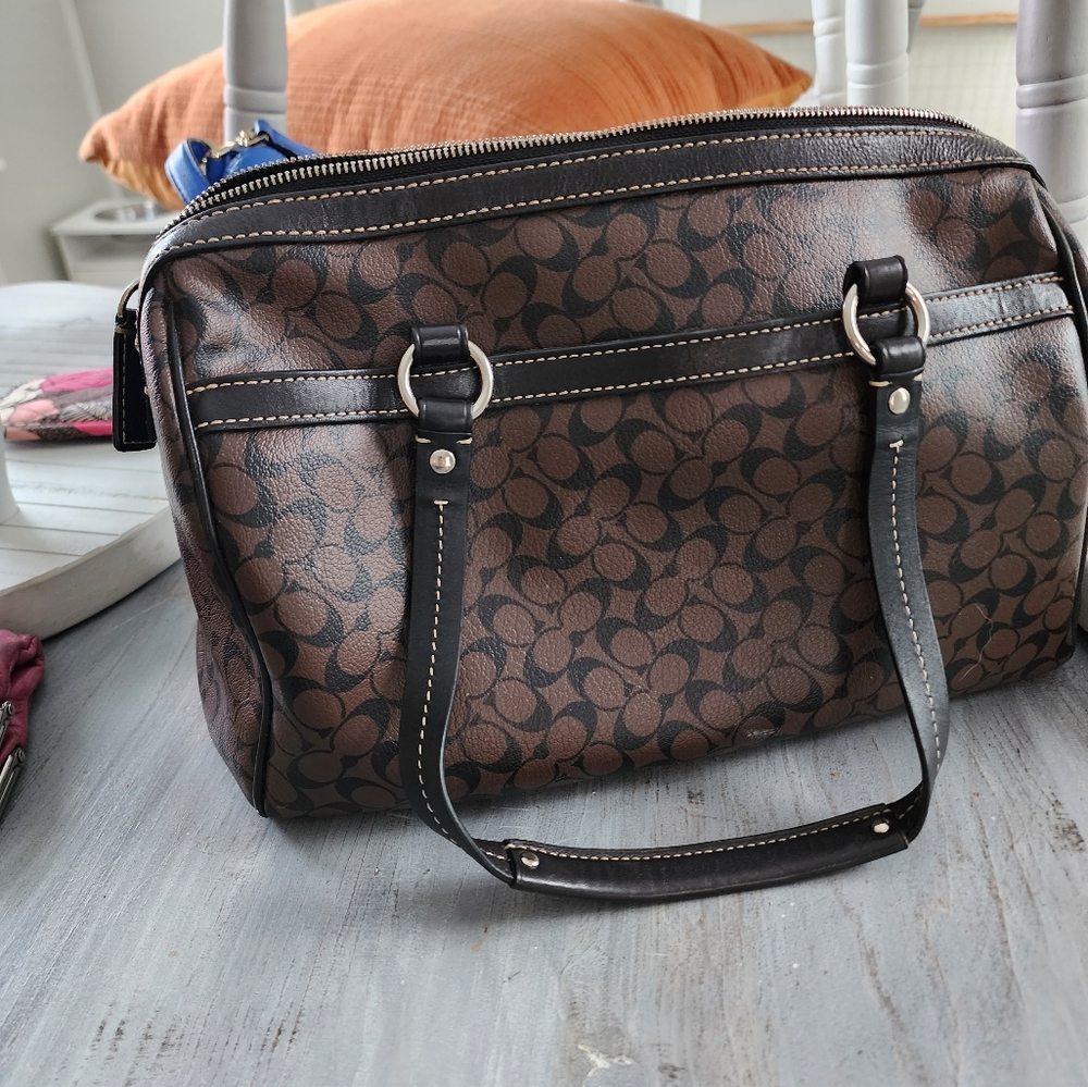 Black and brown coach purse - Picture 6 of 6